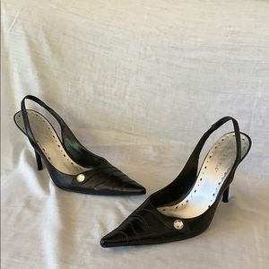 Sassy BCB Girls black 3 1/2” leather heels!